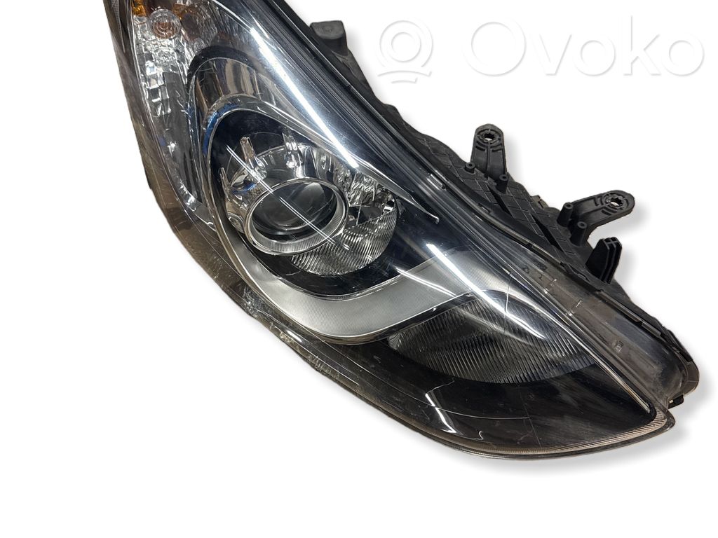 Hyundai i30 Lampa przednia 