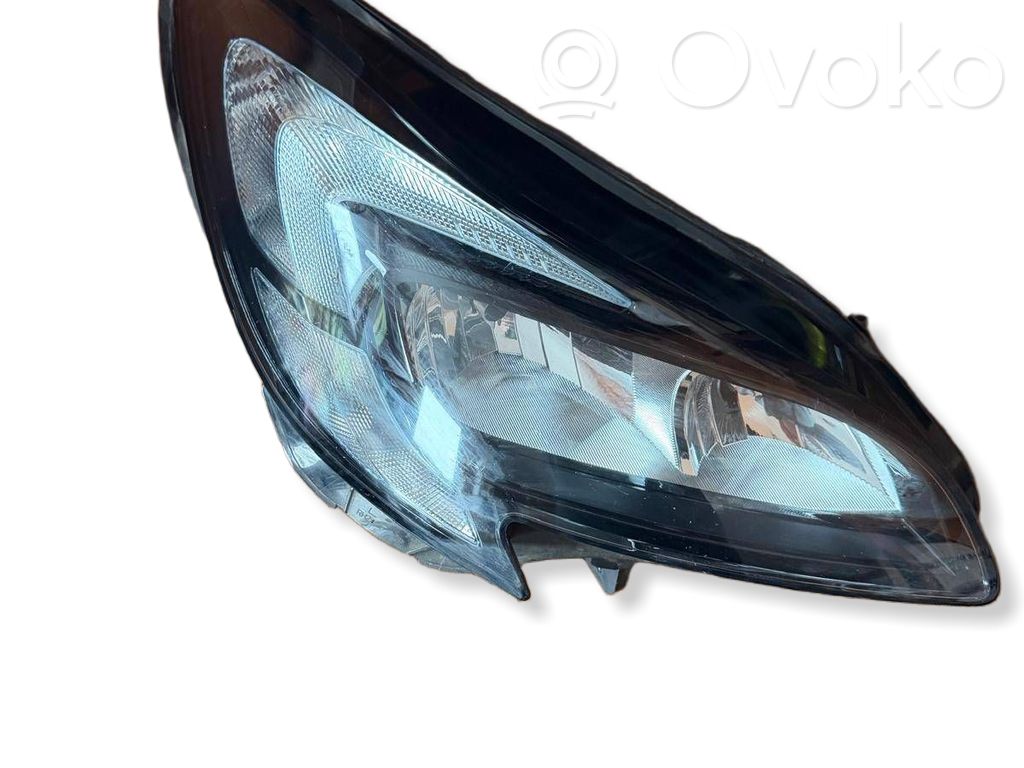 Opel Corsa E Headlight/headlamp 