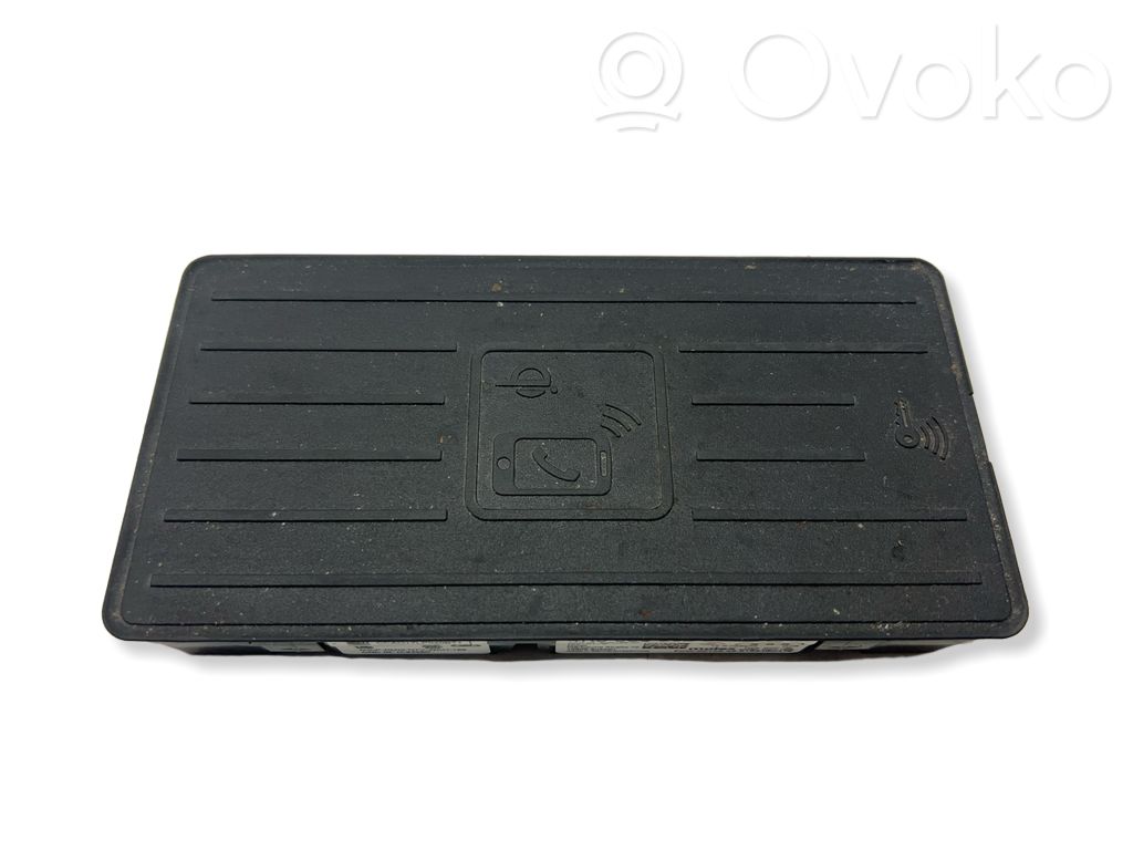 Audi A4 S4 B9 Wireless charging module 