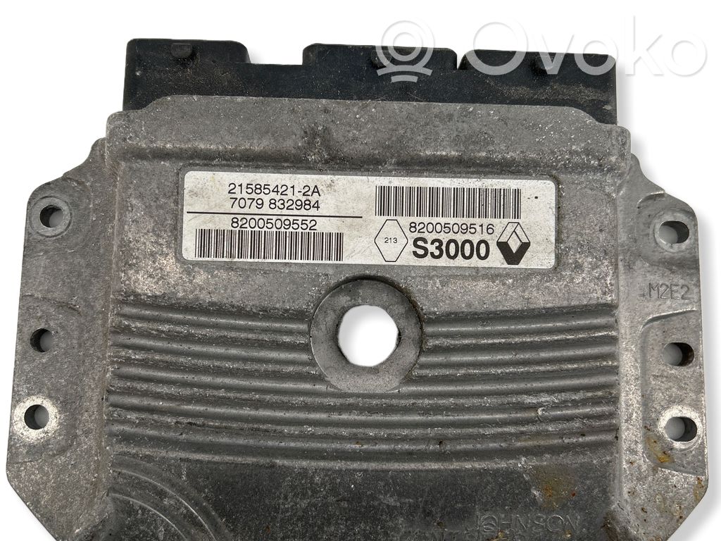 Engine control unit/module   215854212A,8200509552,8200509516