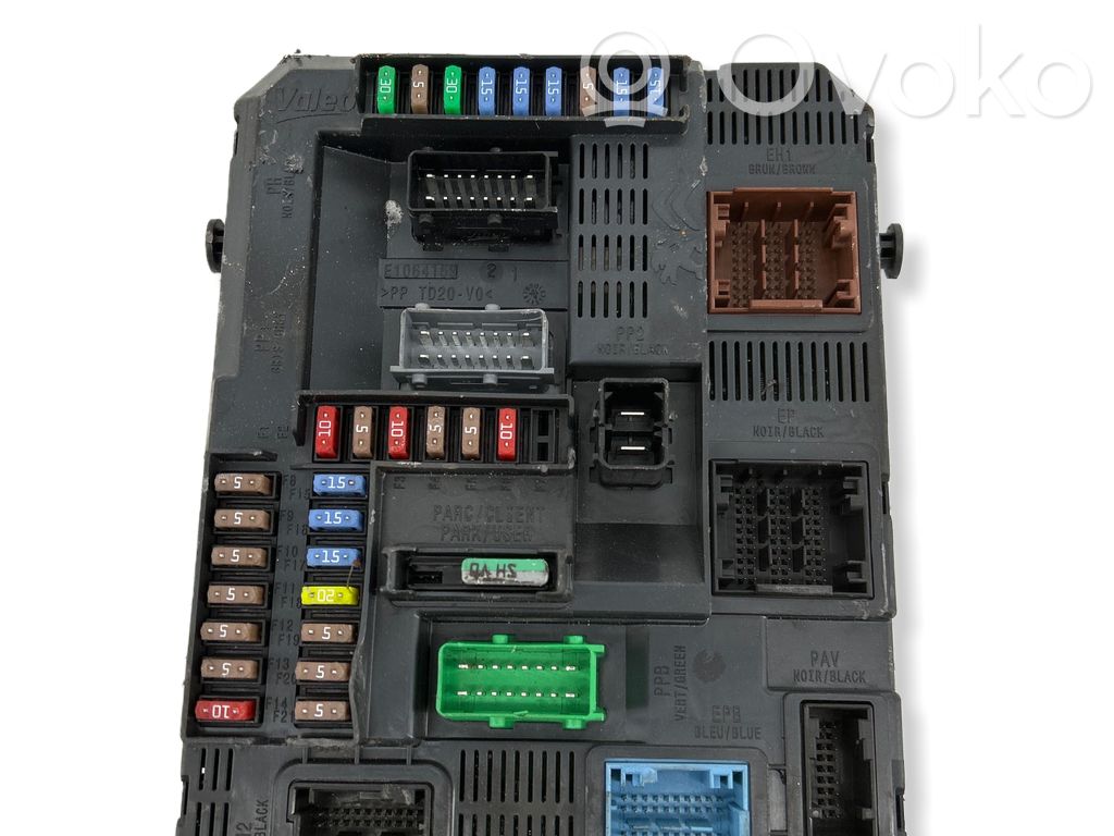 Ford Mondeo MK V Antenna control unit 