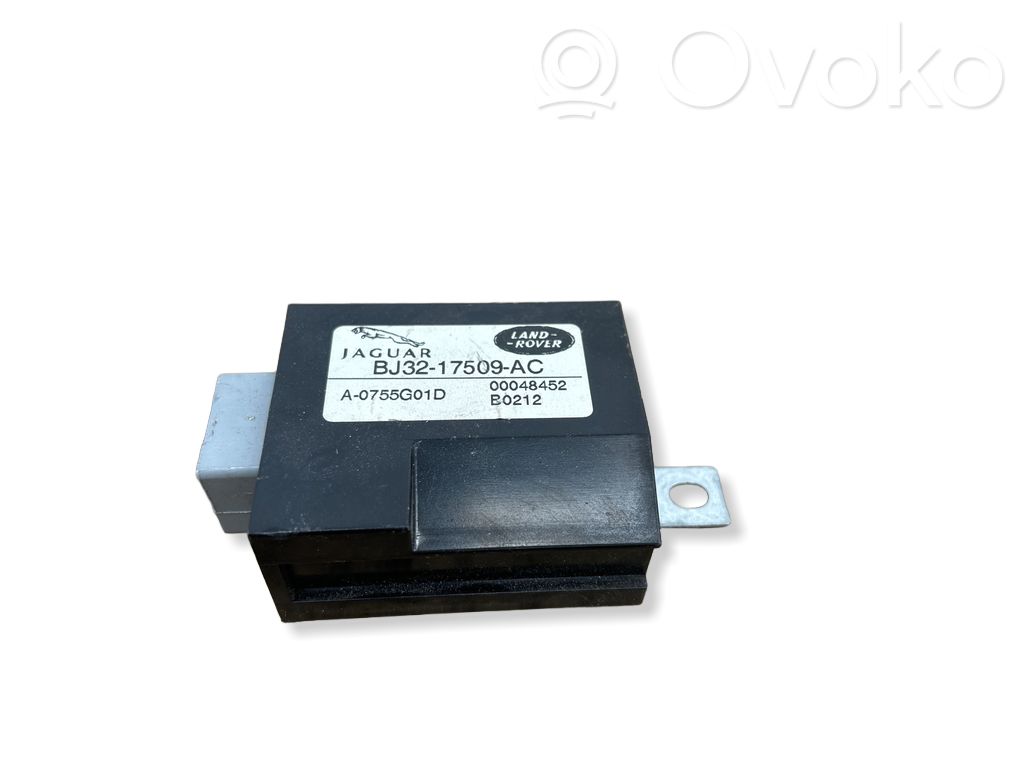 Land Rover Evoque I Window wiper relay 