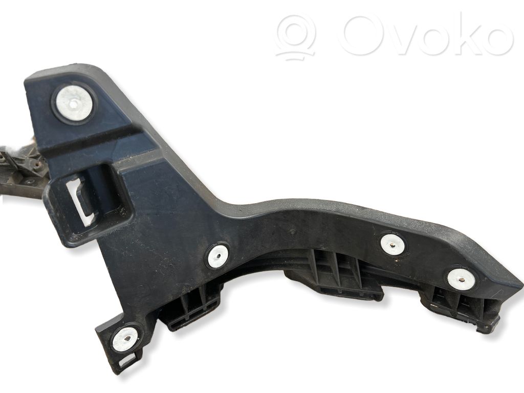 Opel Zafira C Rear bumper mounting bracket 