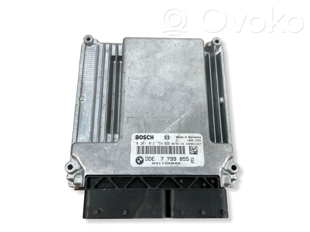 BMW 5 E60 E61 Engine control unit/module 
