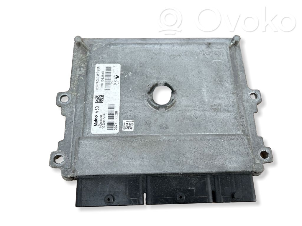 Renault Captur Engine control unit/module 