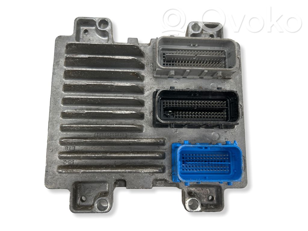Opel Astra J Engine control unit/module 
