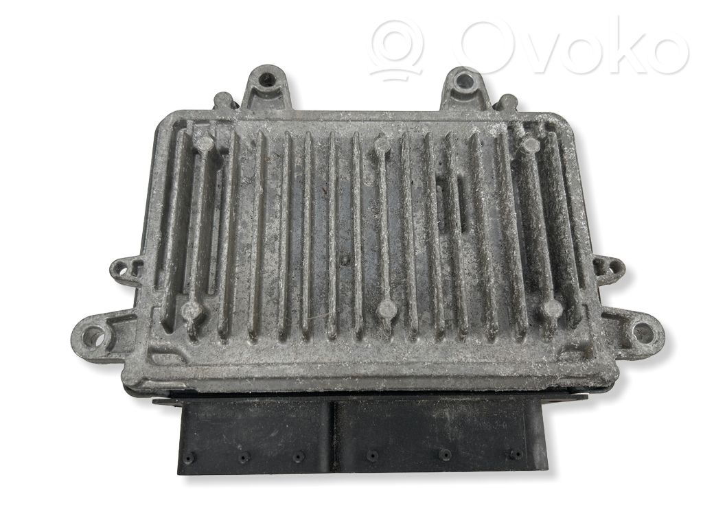 Engine control unit/module   A6409002400,0281016487,1039S33049
