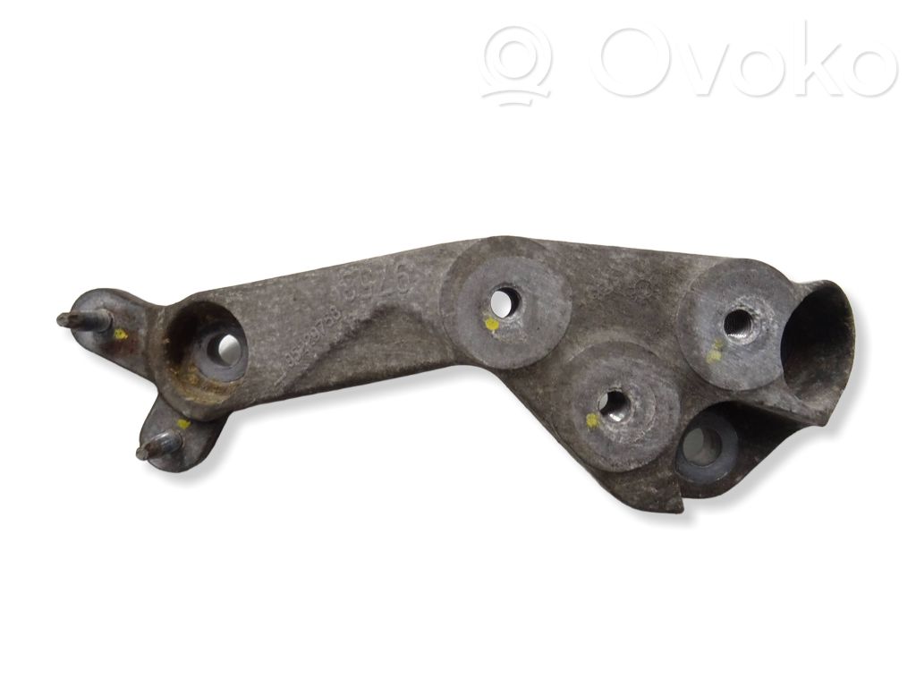 Opel Mokka Supporto di montaggio scatola del cambio 