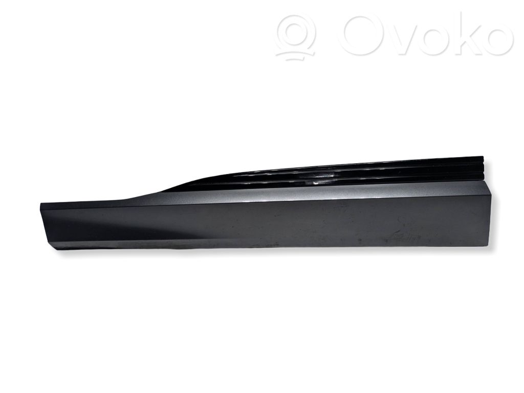 Audi e-tron Front door trim (molding) 