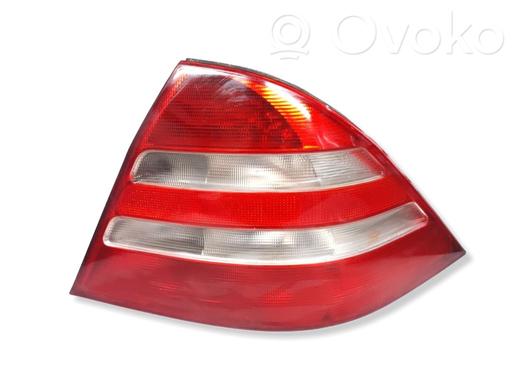 Mercedes-Benz S W220 Lampă spate în caroserie 