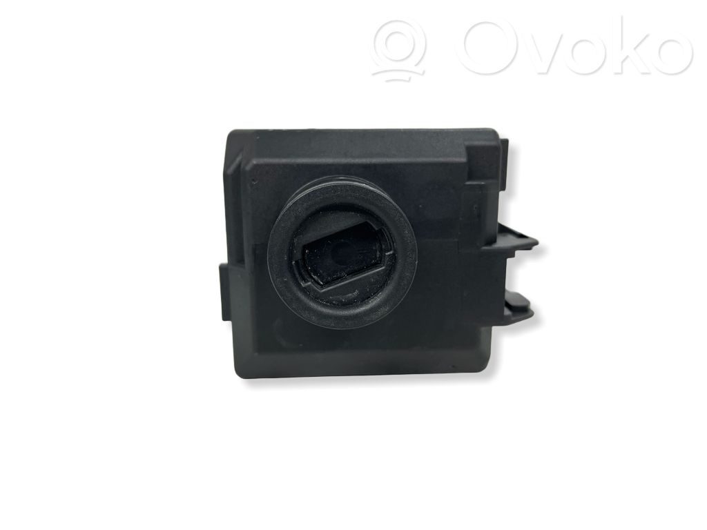 Mercedes-Benz GLA W156 X156 Ignition lock 