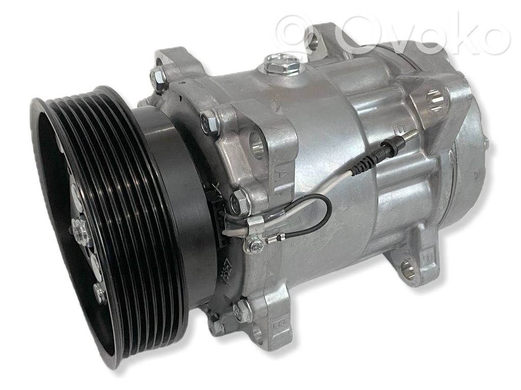 Nissan Interstar Kompresor / Sprężarka klimatyzacji A/C 