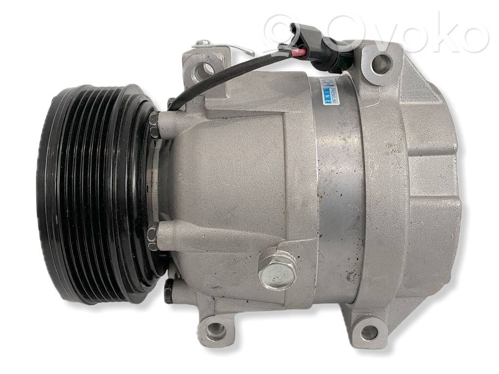 Kompresor / Sprężarka klimatyzacji A/C   240986,661130441