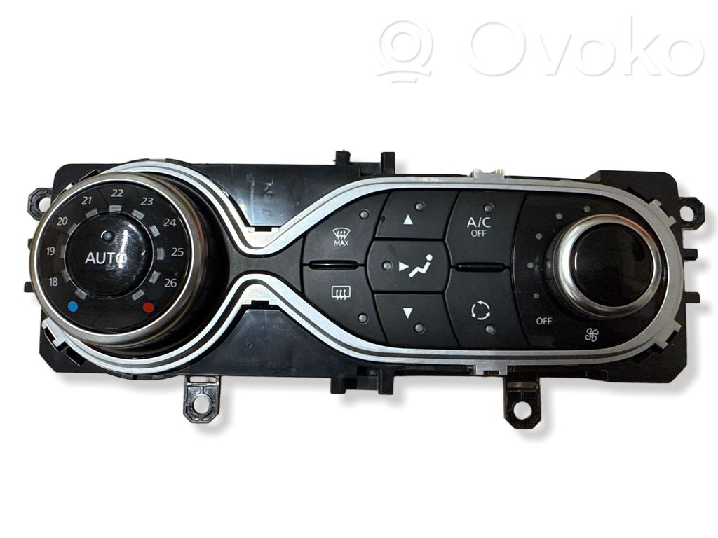 Renault Clio IV Climate control unit 