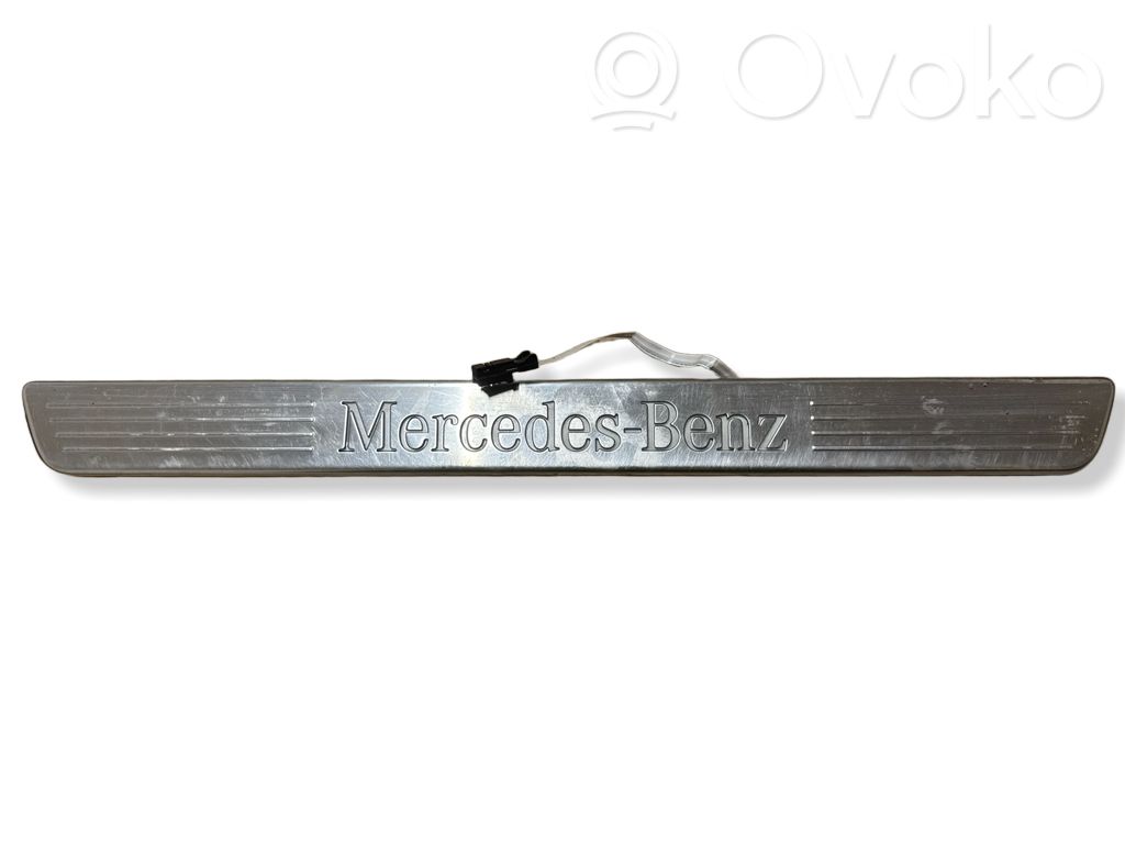 Mercedes-Benz A W176 Listwa progowa przednia 