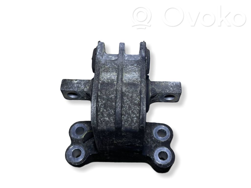 Engine mounting bracket   2K0399151A