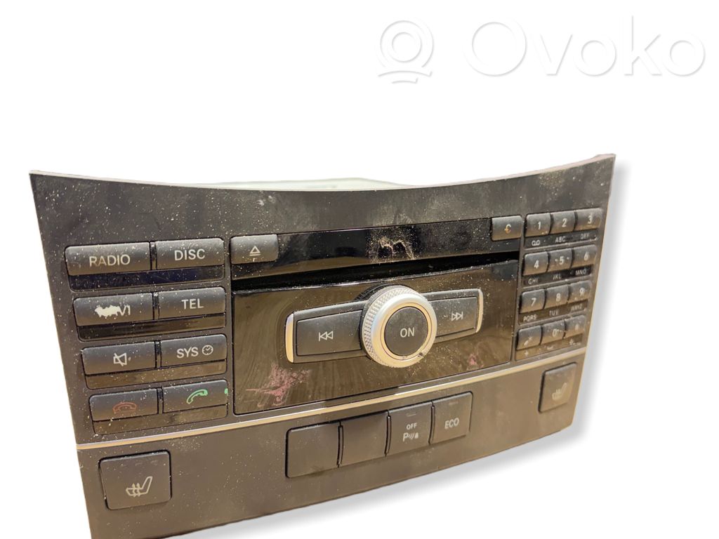 Mercedes-Benz E C207 W207 Panel / Radioodtwarzacz CD/DVD/GPS 