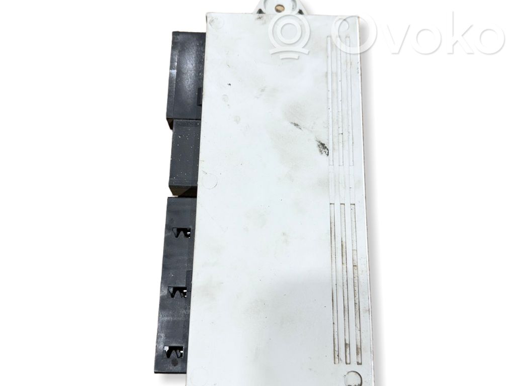 BMW 3 E90 E91 Seat control module 