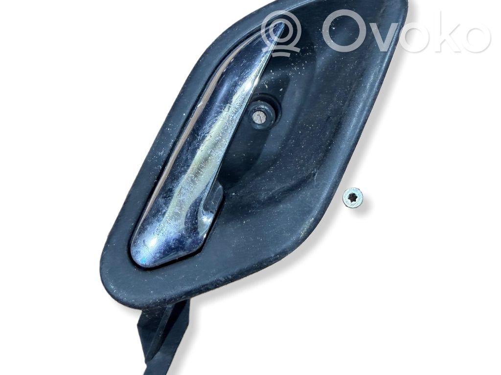 Front door interior handle   8226050