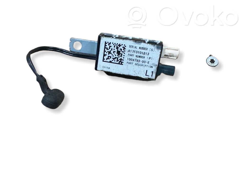 Tesla Model S Antenos stiprintuvas 