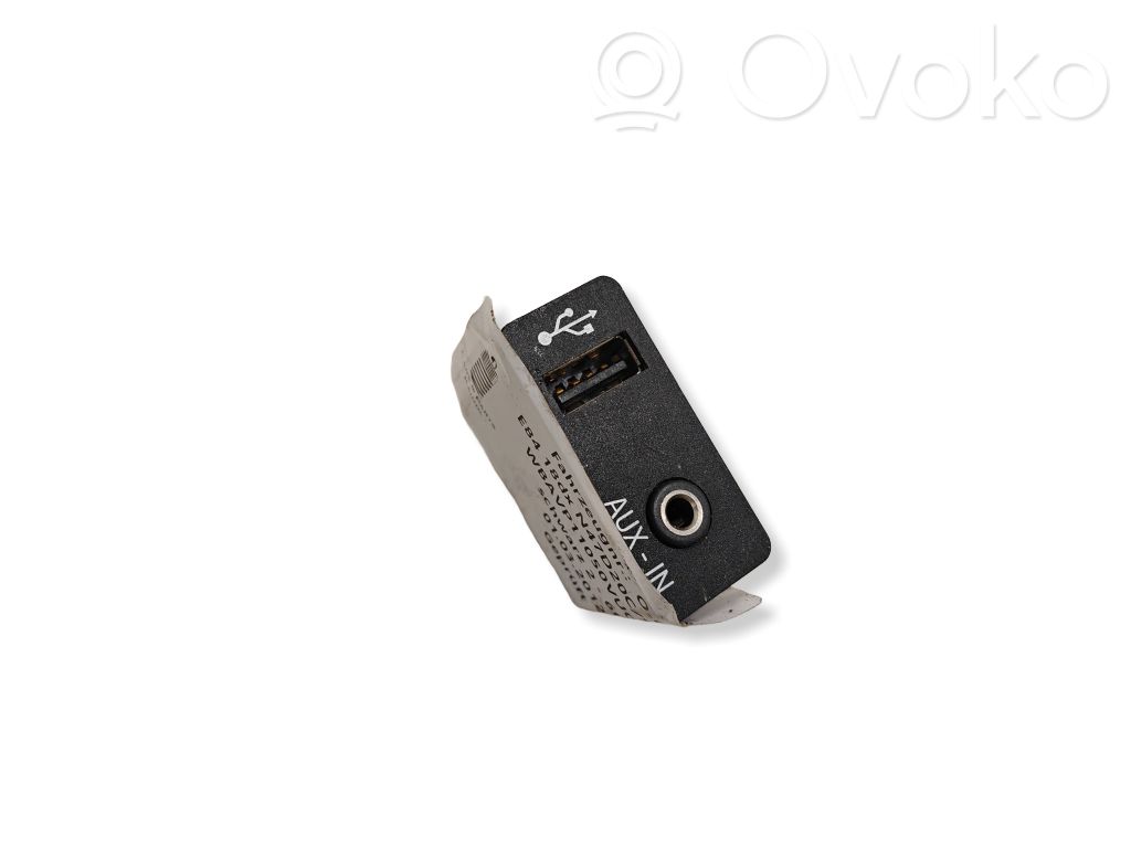 BMW X1 E84 USB socket connector 