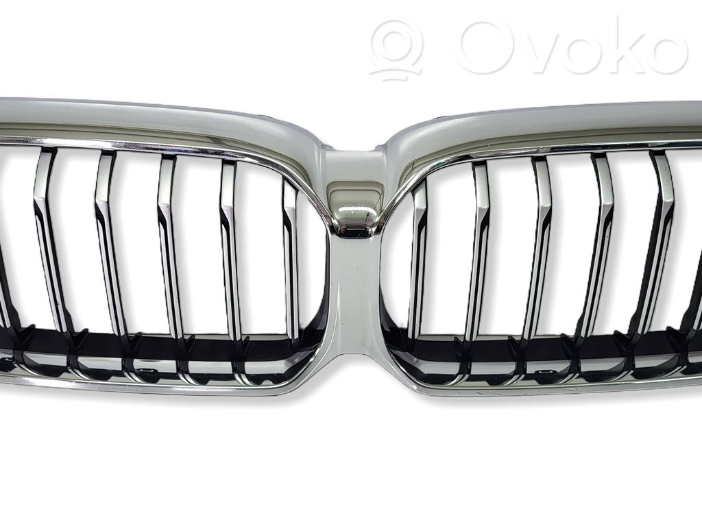 BMW 5 G30 G31 G38 Maskownica / Grill / Atrapa górna chłodnicy 