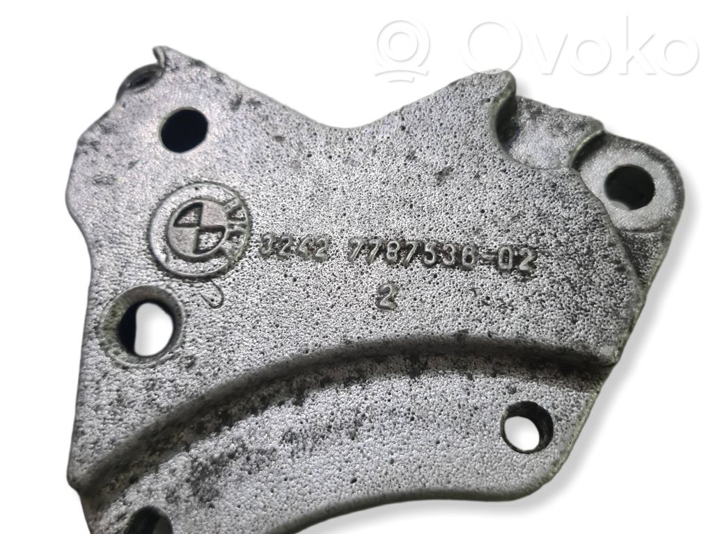BMW 5 E60 E61 Power steering pump mounting bracket 