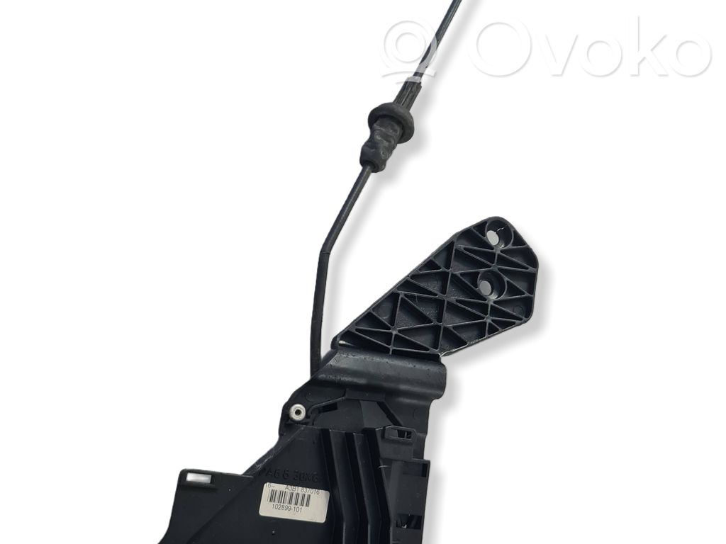 Audi A4 S4 B6 8E 8H Zamek drzwi przednich 