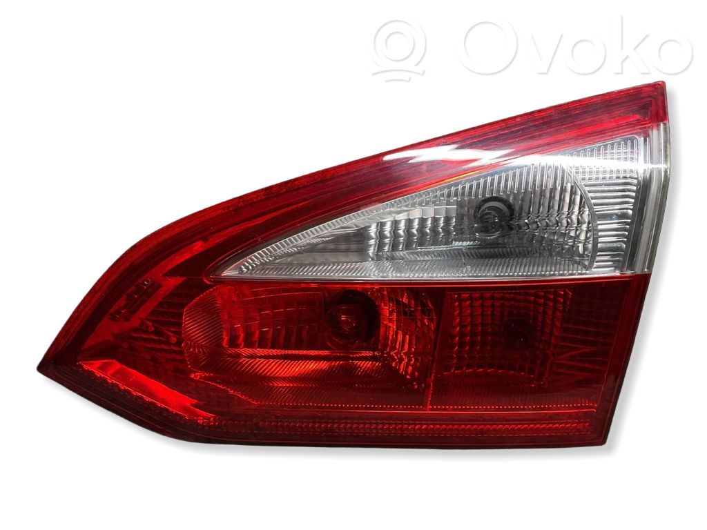 Ford Focus Tailgate rear/tail lights 