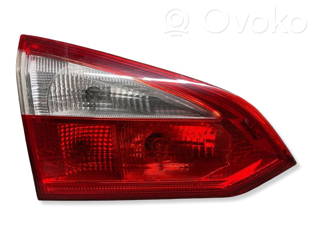 Ford Focus Tailgate rear/tail lights 