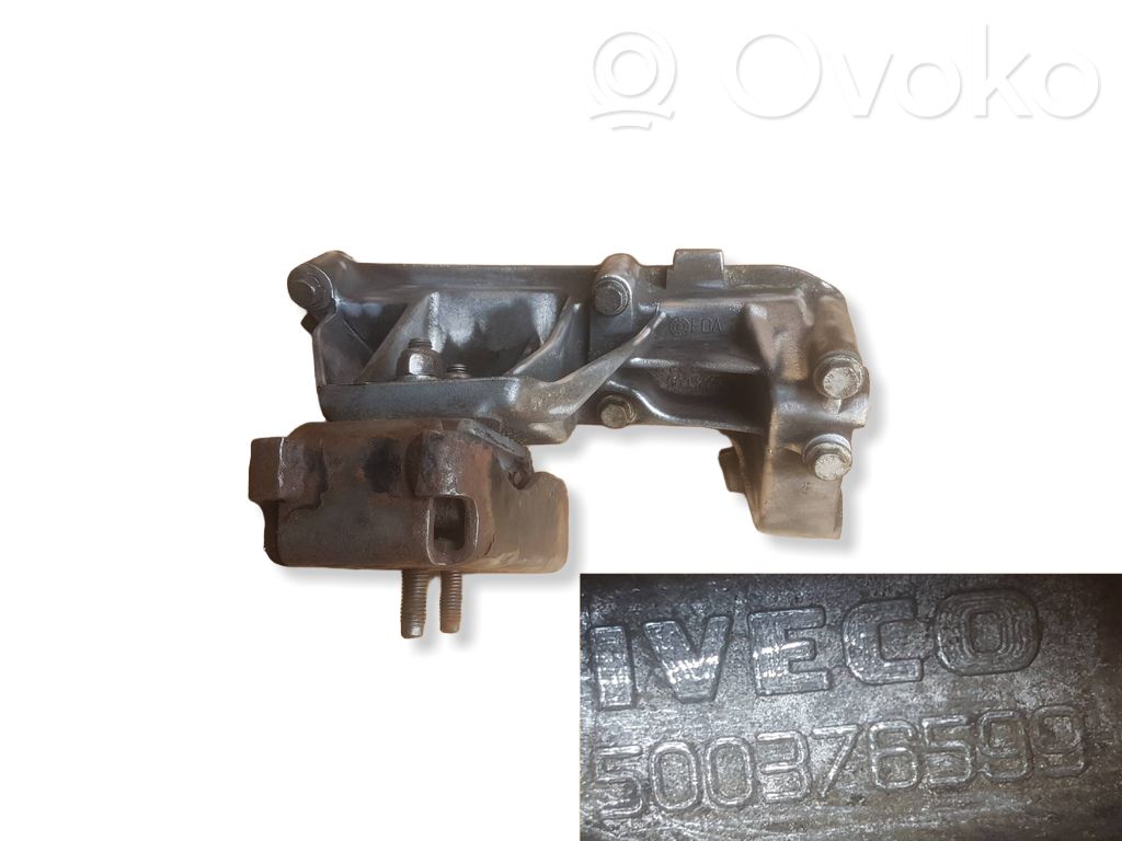 Engine mounting bracket   500376599