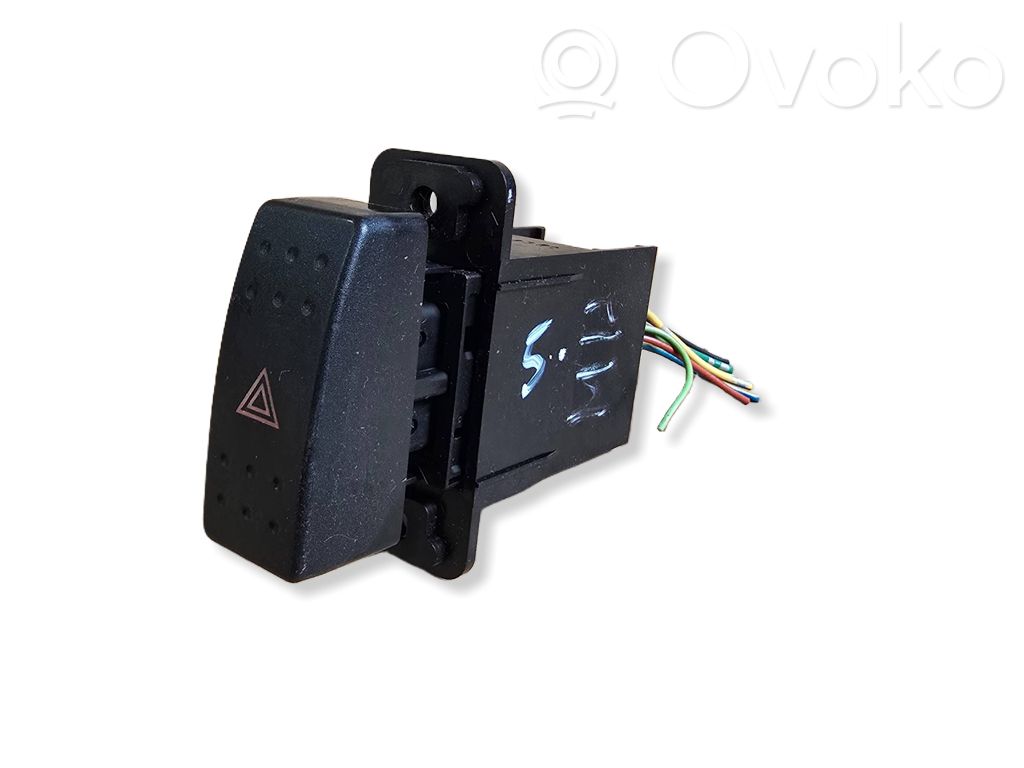 Suzuki Ignis Botón interruptor de luz de peligro 