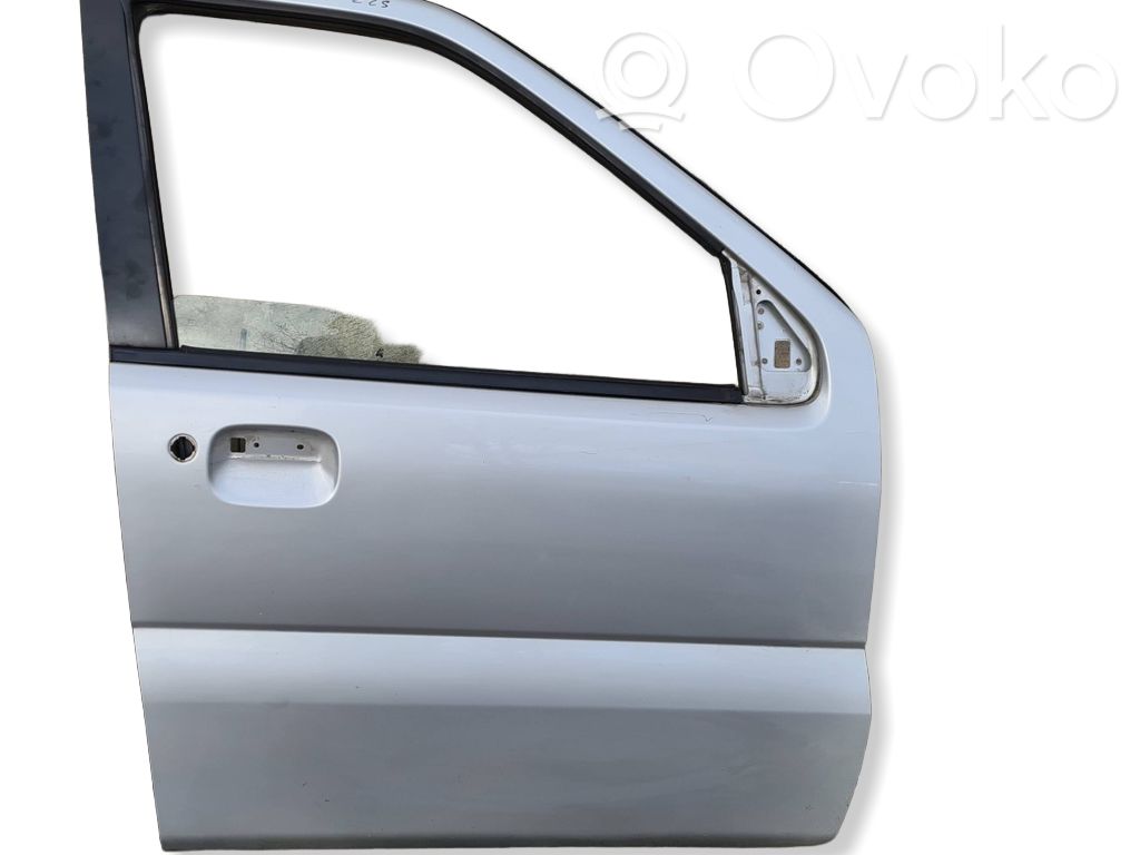 Suzuki Ignis Дверь 