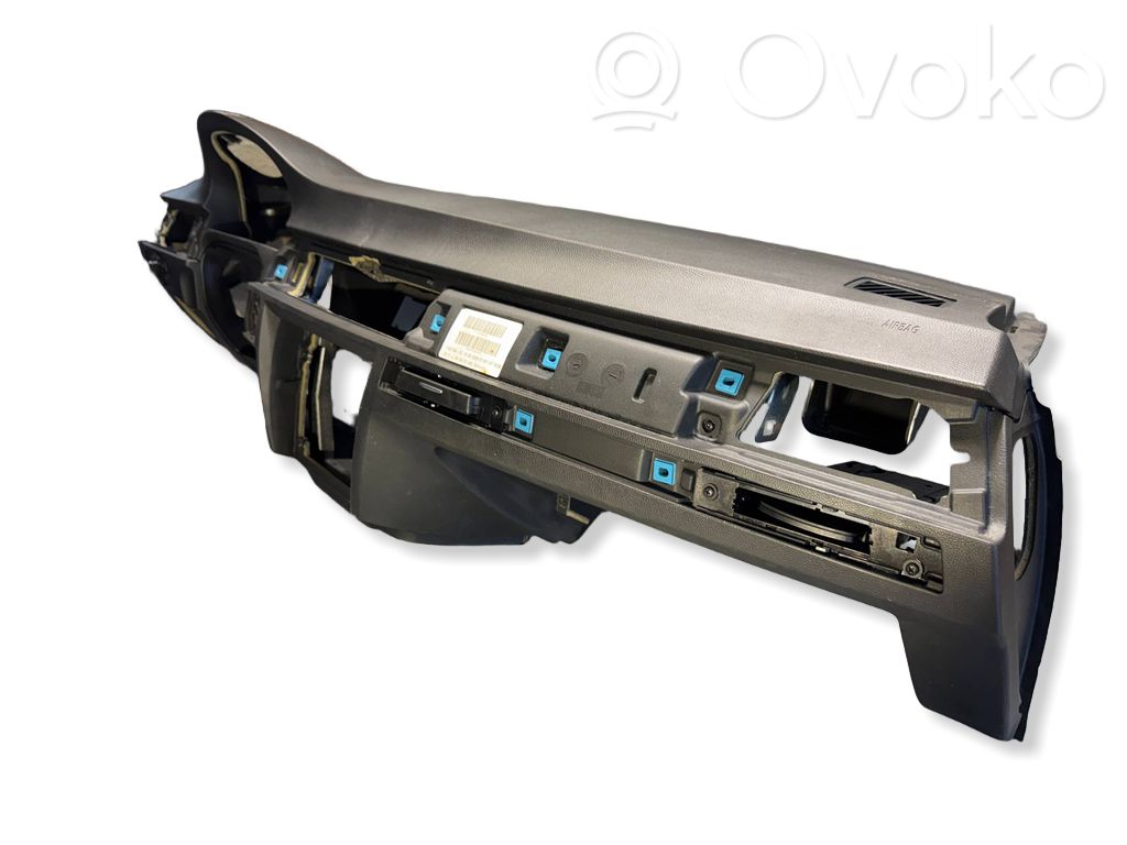 BMW 3 E90 E91 Dashboard 