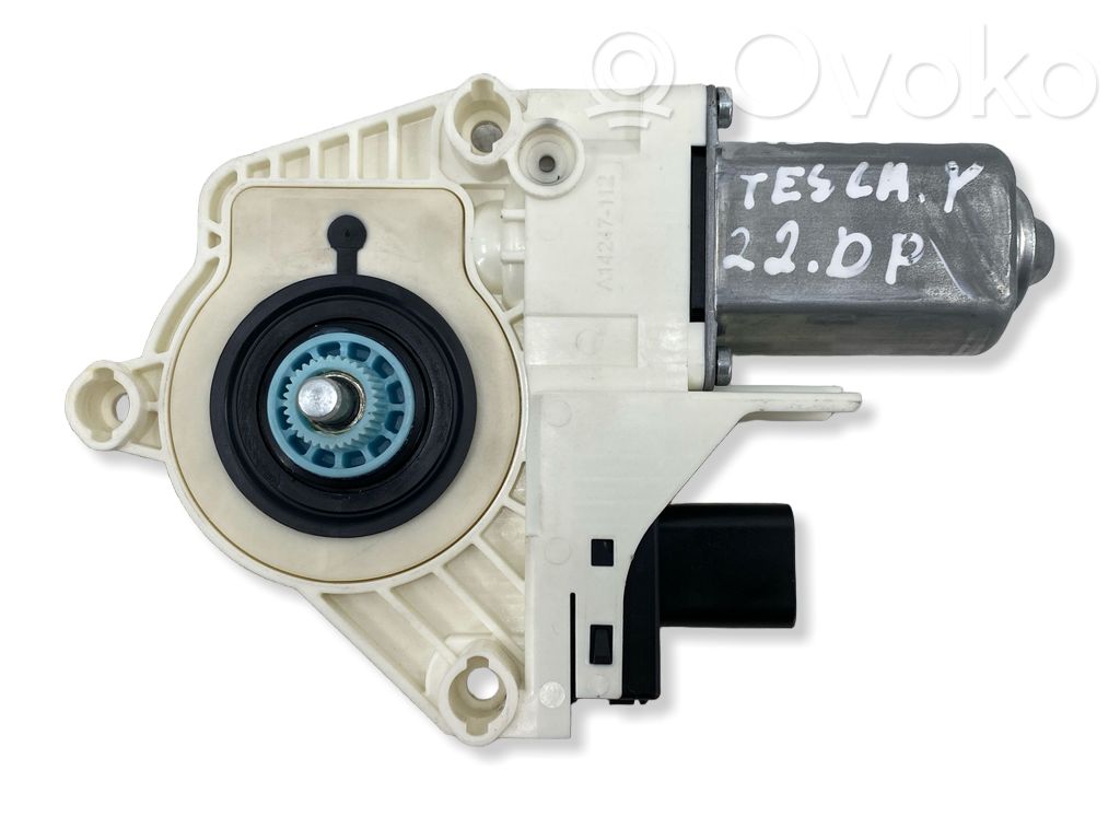 Front door window regulator motor   G03483101