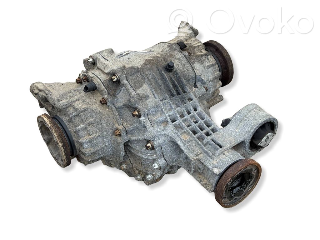 Audi A8 S8 D5 Galinis reduktorius 
