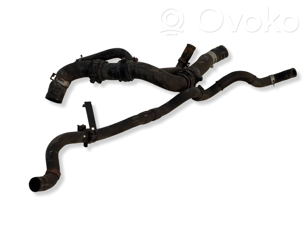 Engine coolant pipe/hose