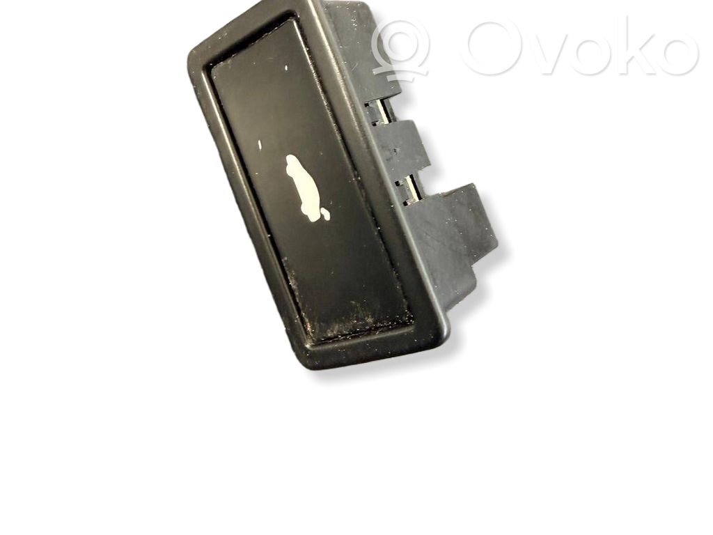 Audi Q7 4L Tailgate/boot open switch button 