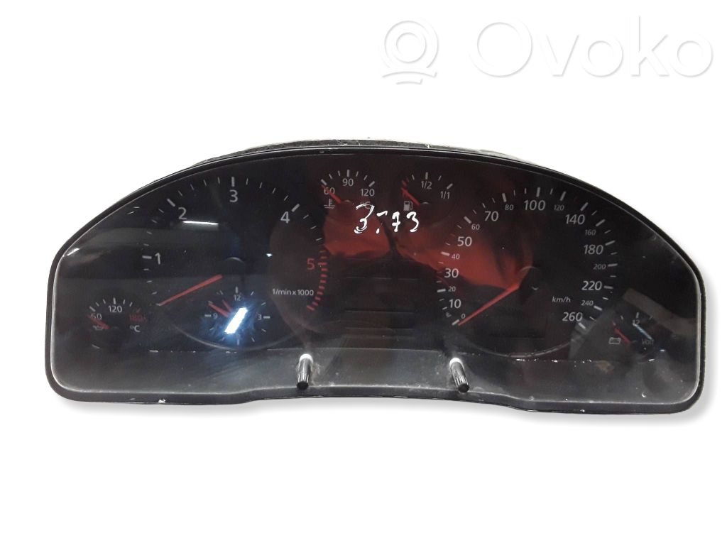 Geschwindigkeitsmesser Cockpit   4B0919860EX