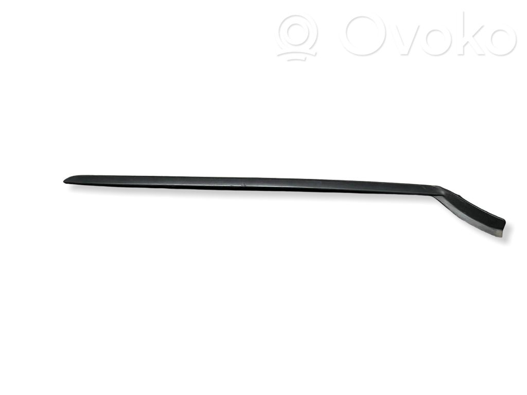 Volvo EX40 Windshield trim 