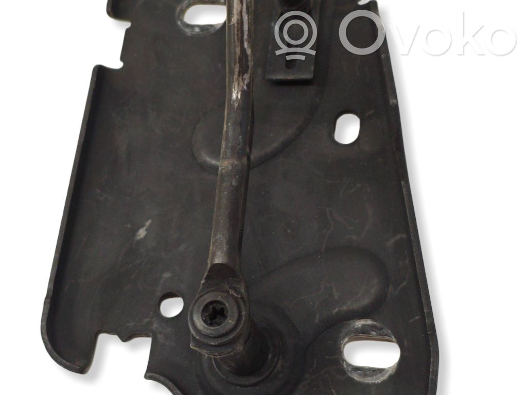 Audi Q7 4M Engine bonnet/hood lock/latch loop/hook 
