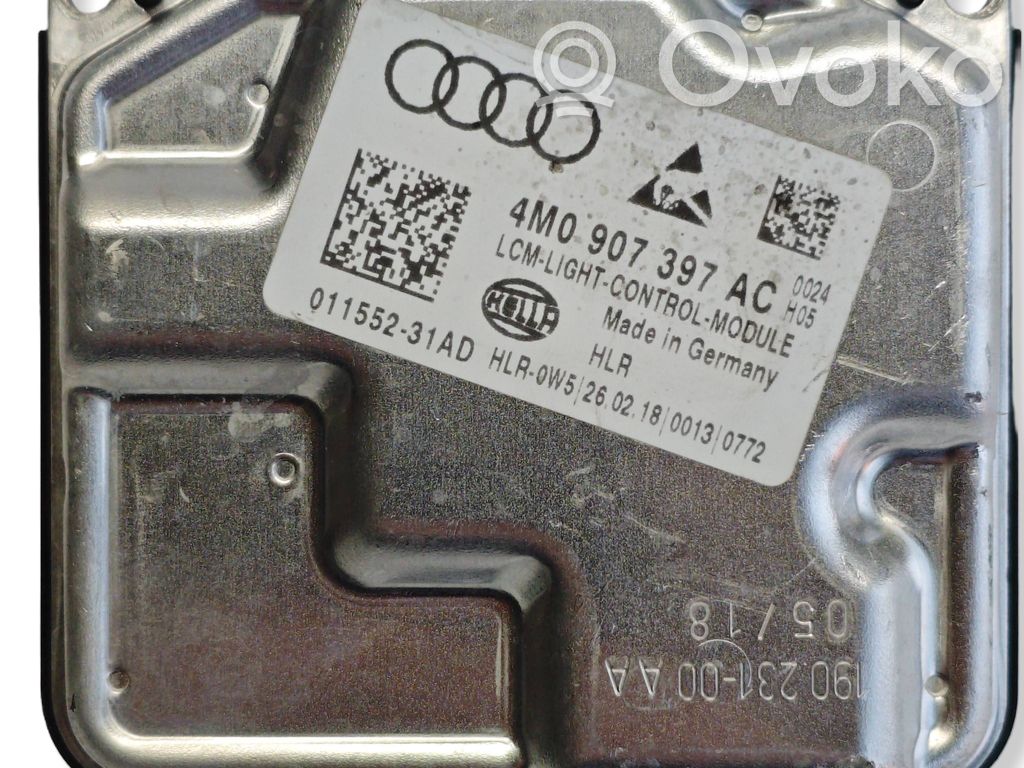 Audi Q7 4M Light module LCM 