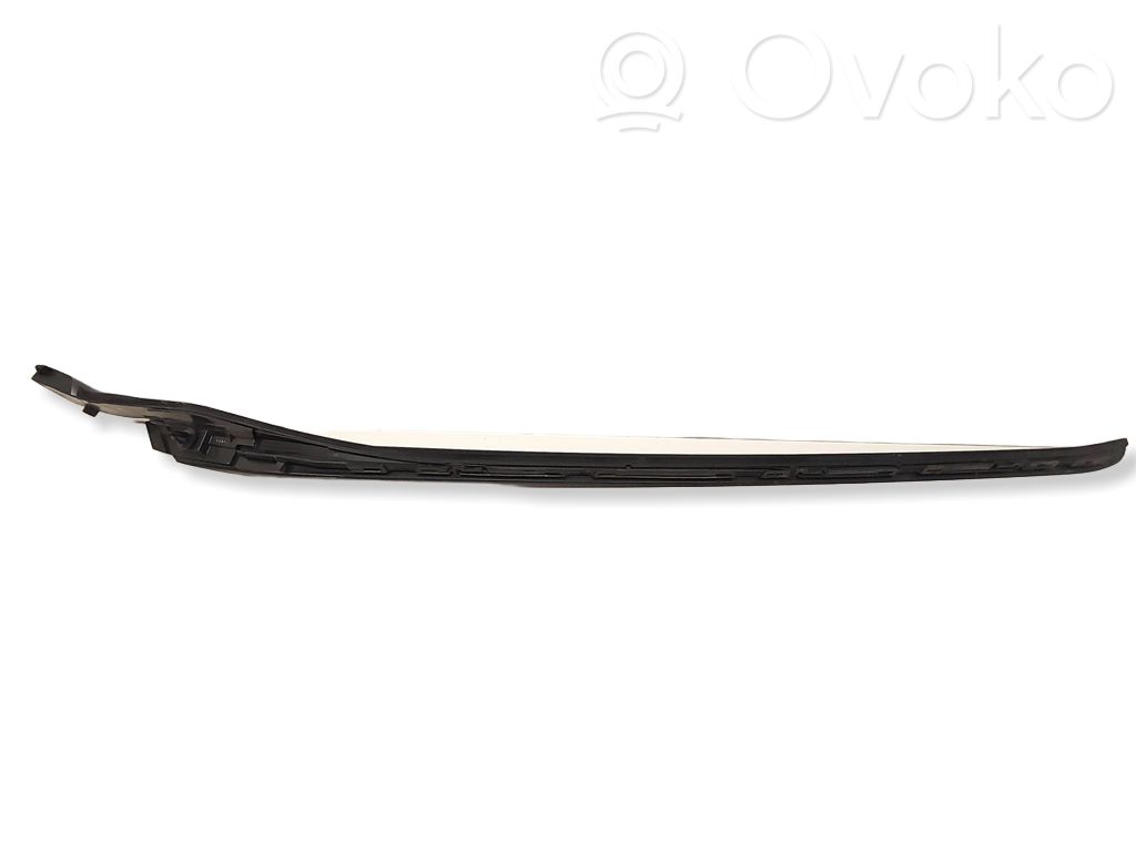 Lexus RX 450H Windshield trim 