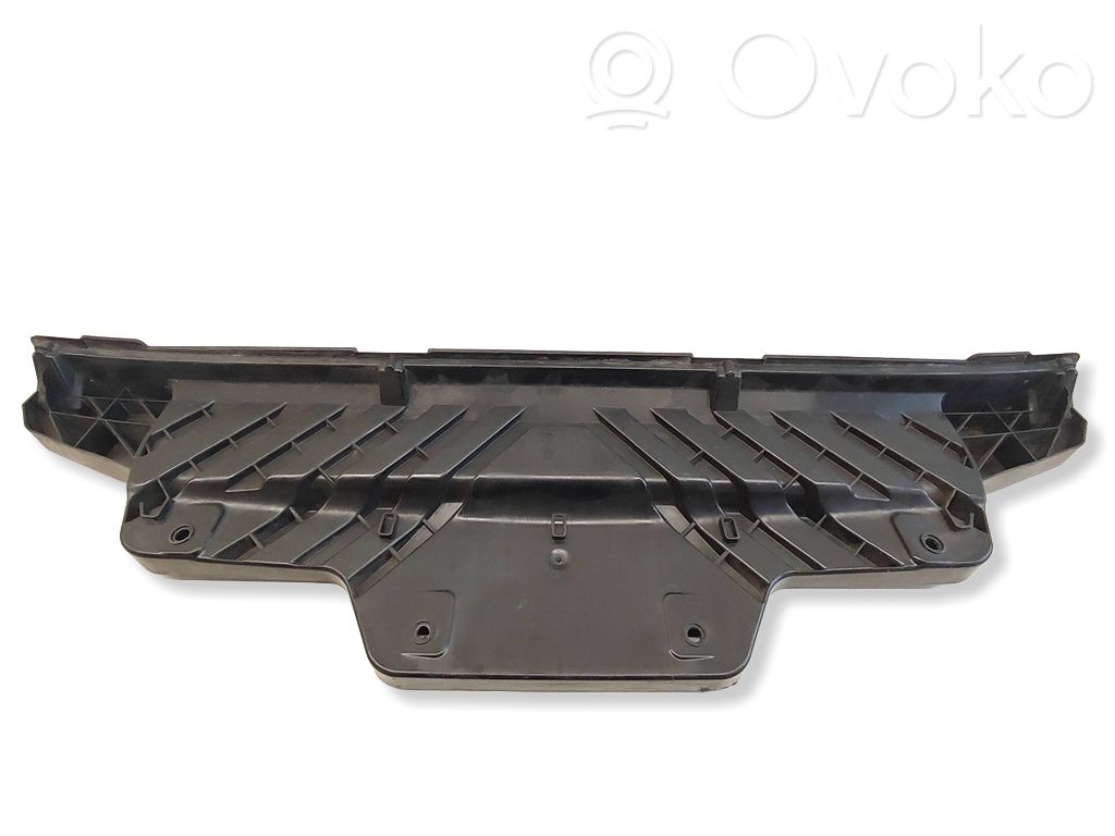 Rear bumper mounting bracket   4M0807329