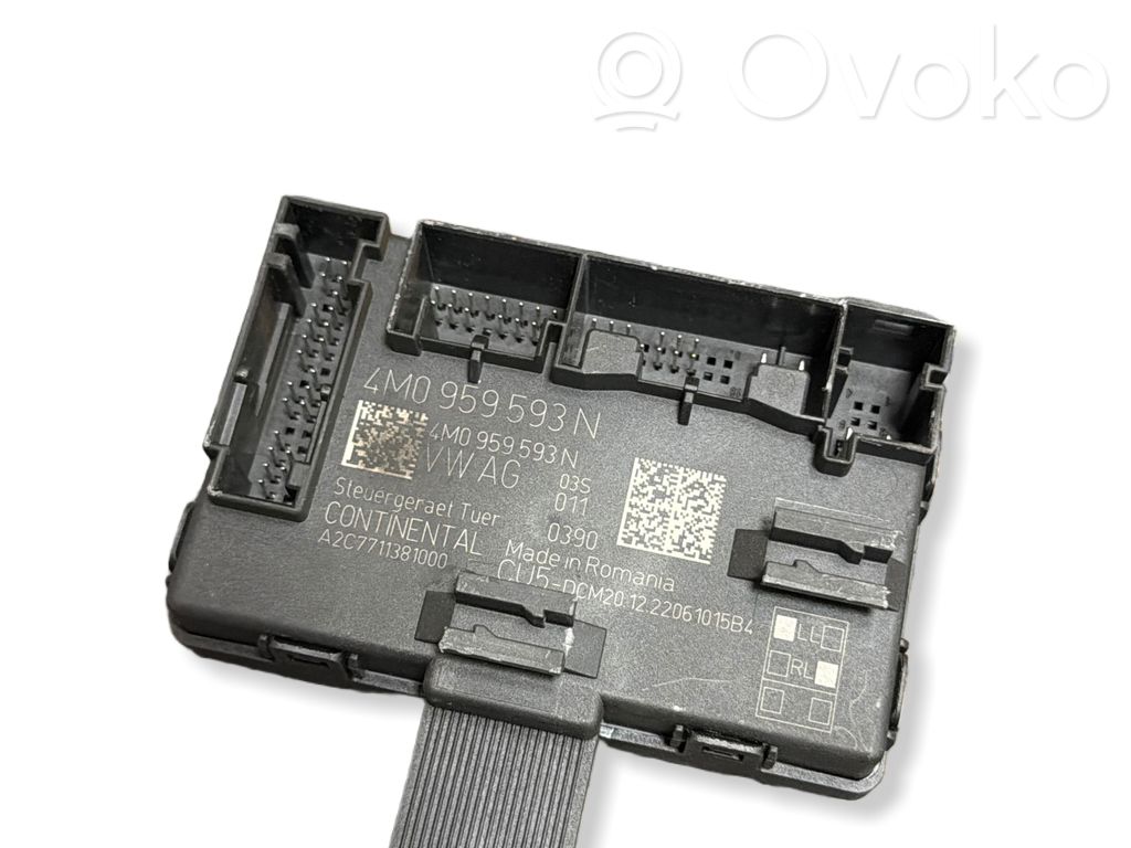 Audi Q7 4M Door control unit/module 