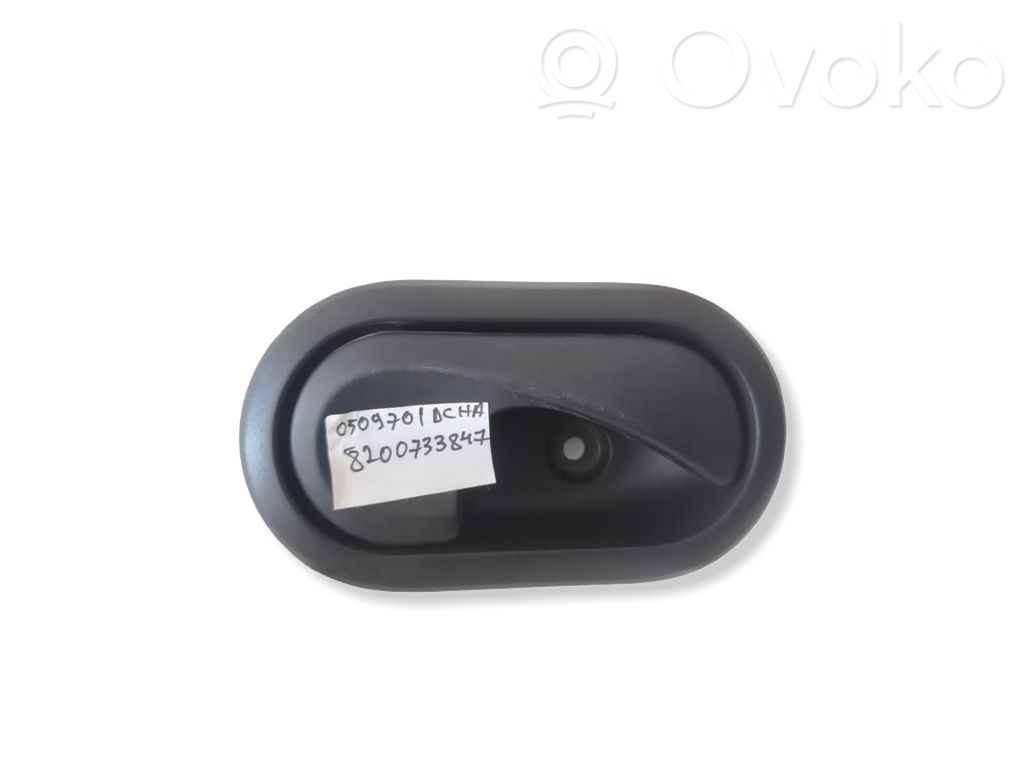 Manecilla interna puerta delantera   0509701,820073847