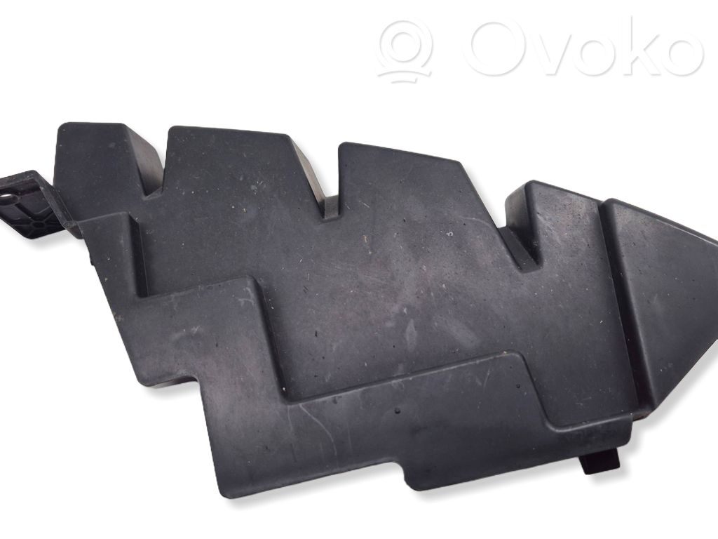 Front bumper mounting bracket   68226545AB