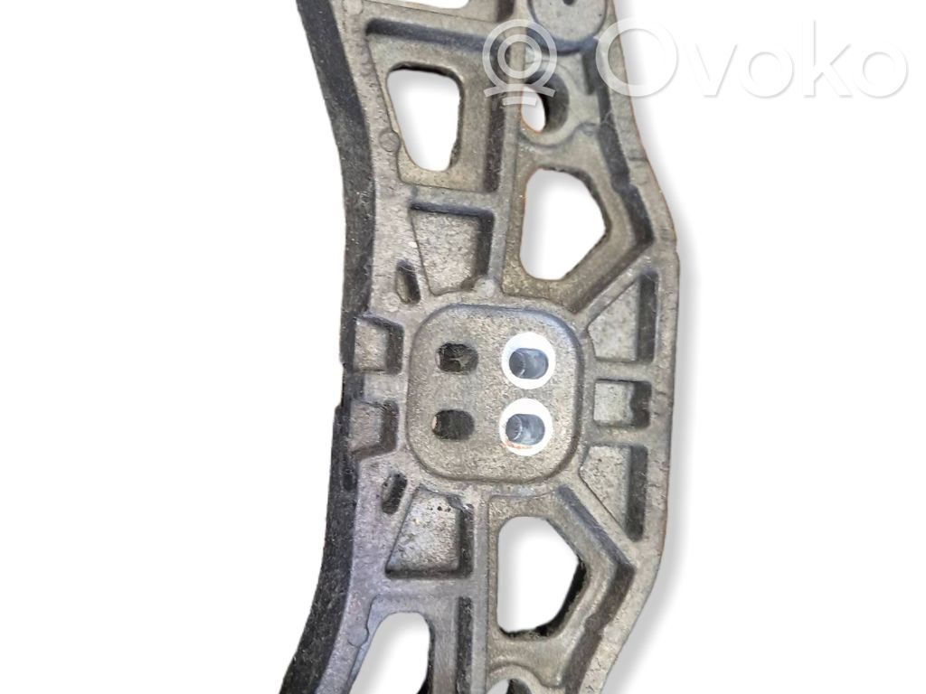 Dodge Challenger Gearbox mounting bracket 