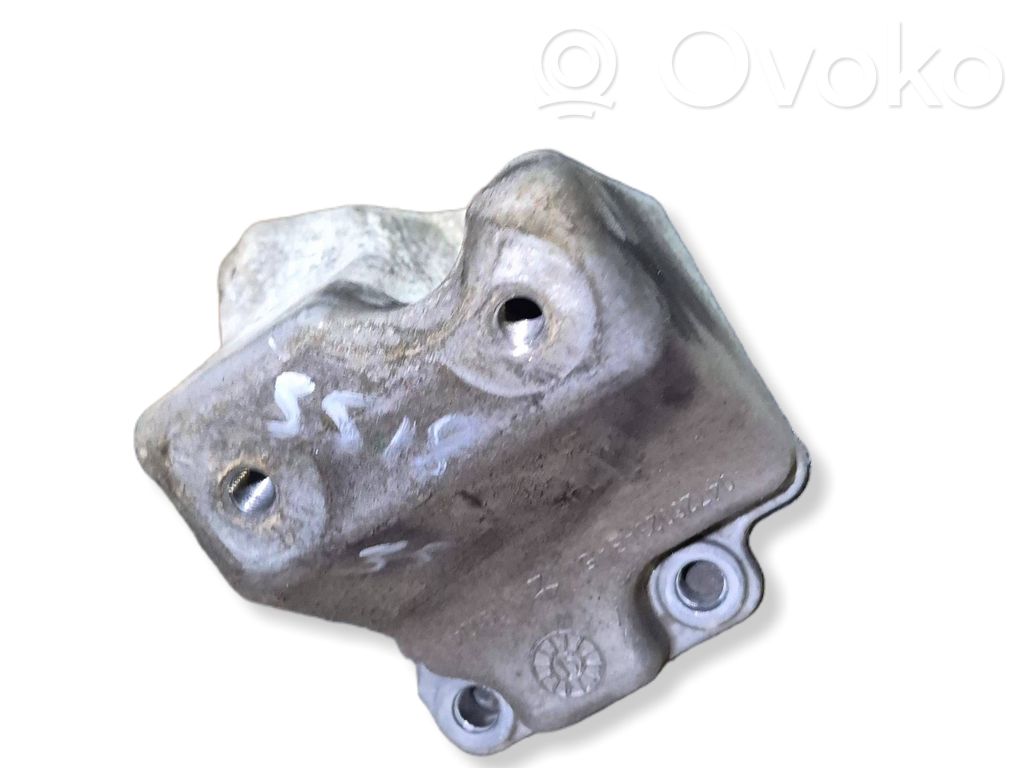 Dodge Charger Engine mounting bracket 