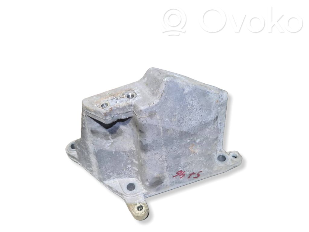 Dodge Charger Engine mounting bracket 